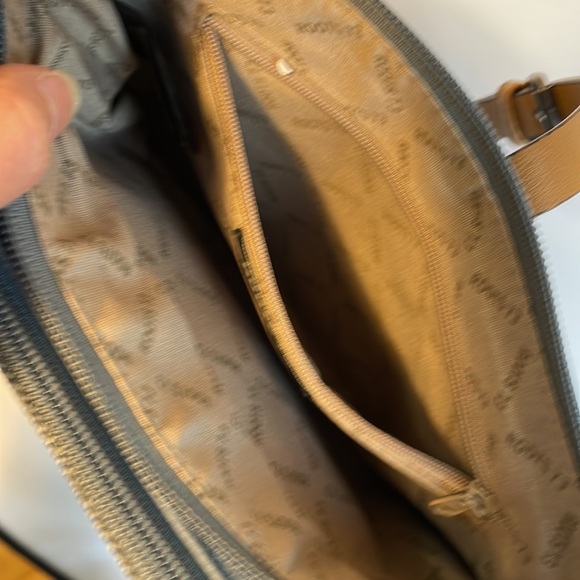 ☀️ Roots purse ☀️ - Picture 7 of 12